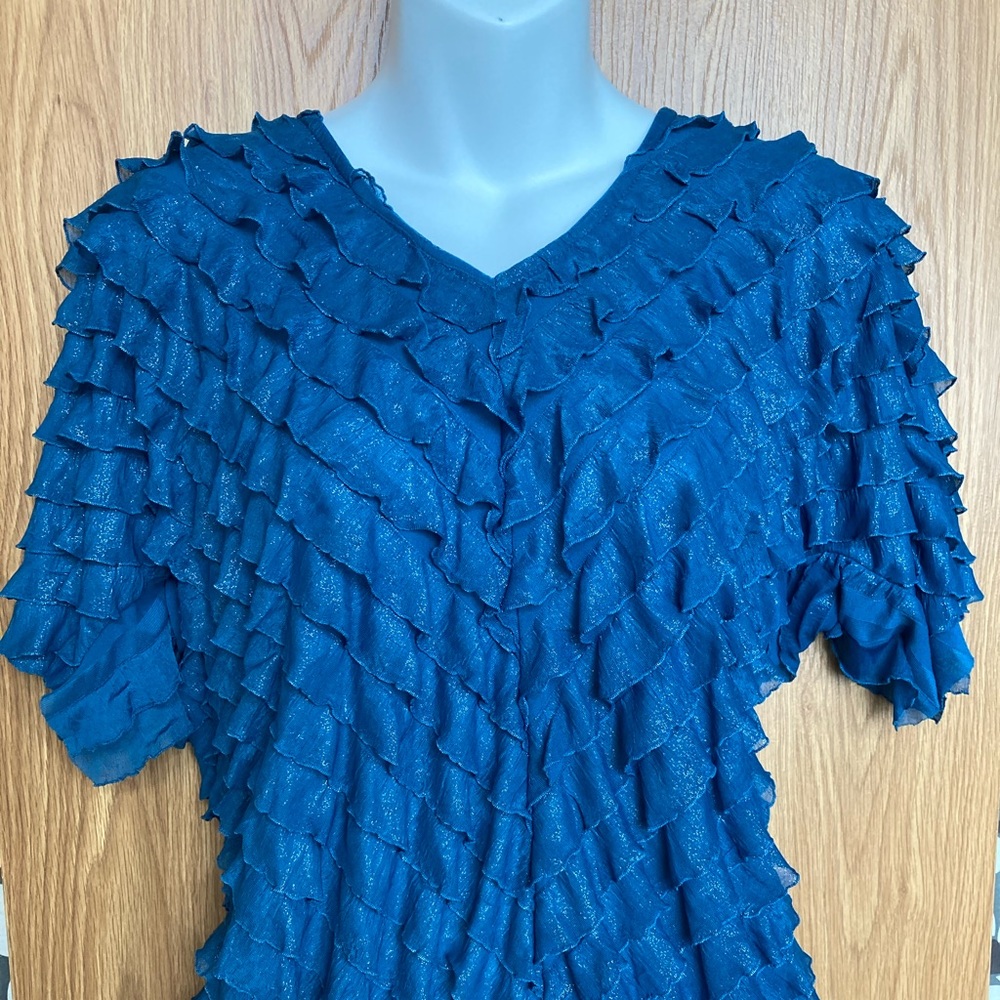Turquoise, skirt and top set.